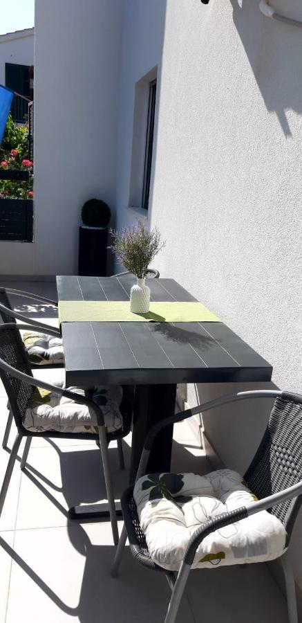 Apartmani Hermes Jadrija Exterior foto